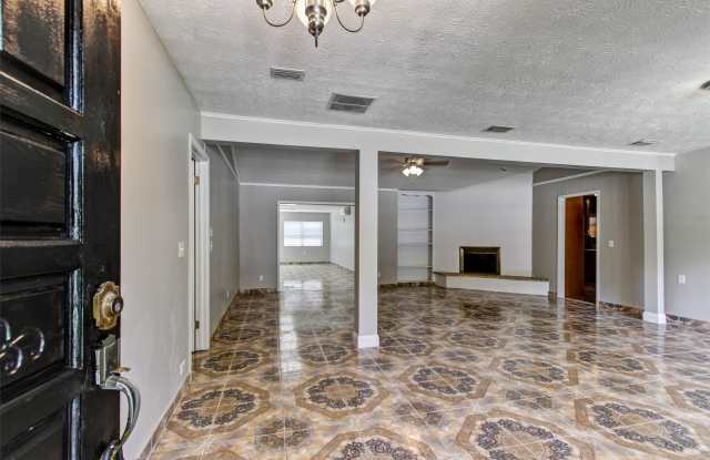 9440 Beauclerc Cove Road Gallery 4