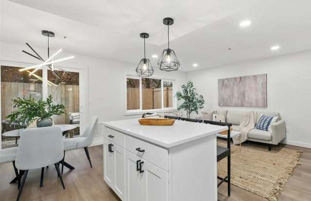 1505 West Casino Road Gallery 2