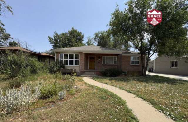2240 S. Clermont St. photos photos