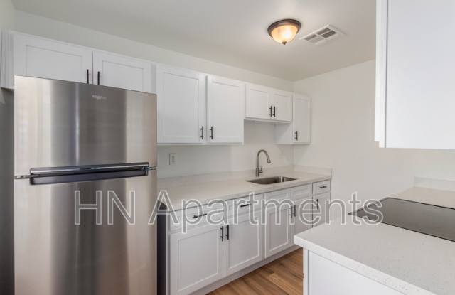 3325 W Monroe St photos photos