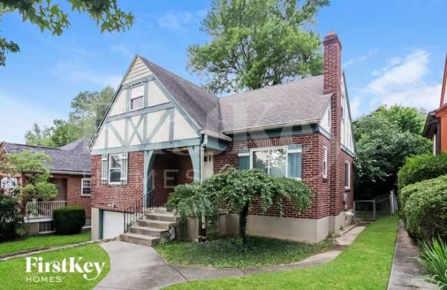 6127 Hempwood Avenue Gallery 2