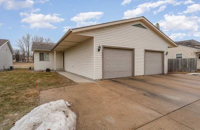 1505 Colorado Street Duplex - 1505 Colorado Street, Midland, MI 48642