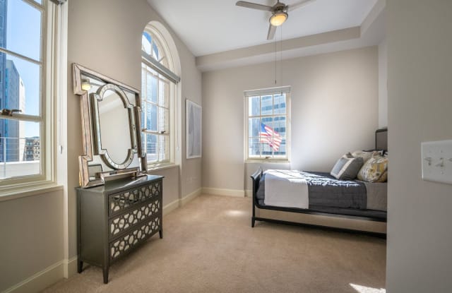 400 North Ervay Gallery 4