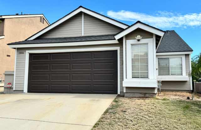 3-Bedroom Moreno Valley Home – High Ceilings, Quiet Cul-de-Sac, $2,695/mo - 11806 Carlisle Court, Moreno Valley, CA 92557