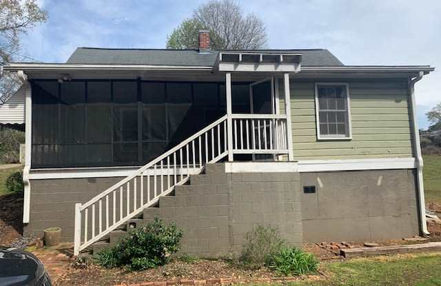 140 Hiawassee photos photos