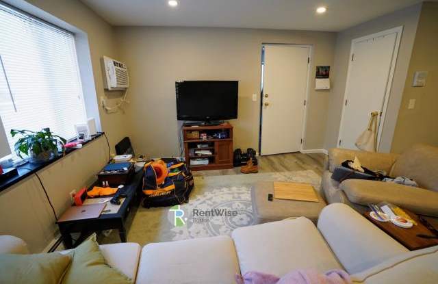 392 Langley Rd. - 392 Langley Road, Newton, MA 02459