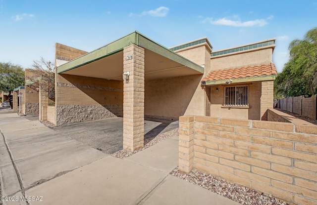 1316 E Zulema Loop Gallery 2