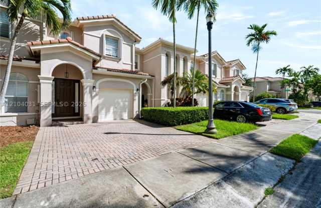 12313 SW 123rd Ter Gallery 1