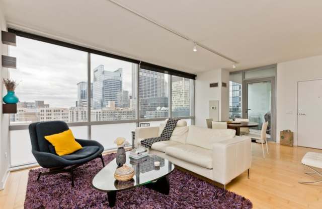 8 W Randolph photos photos