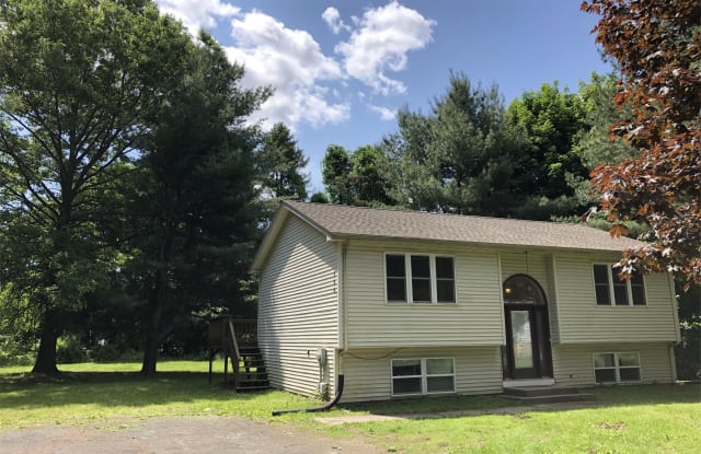 159 Amherst Road - 159 Amherst Road, Sunderland, MA 01375
