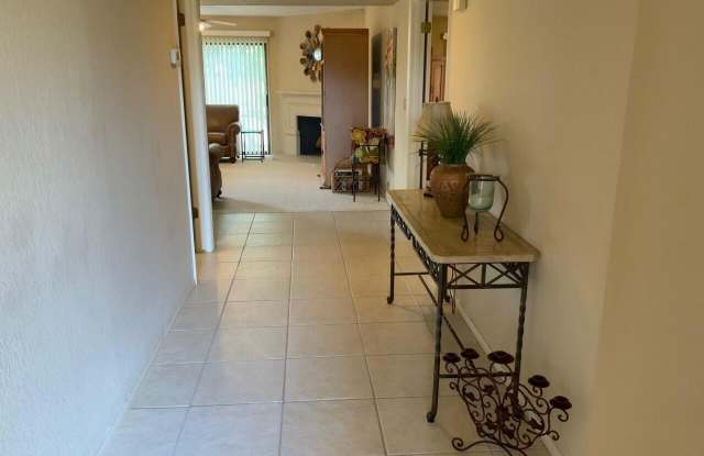 7506 N Via Camello Del Sur Gallery 2