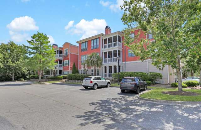 Condominium in The Merritt on Whitemarsh Island for Lease Gallery 3