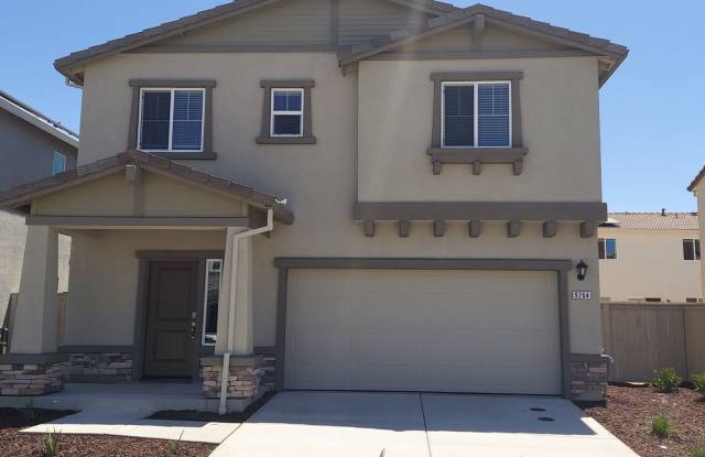 Newer 4 Bedroom, 2.5 bath home in West Roseville/DR Horton Built! - 9264 Farmstead Circle, Placer County, CA 95747