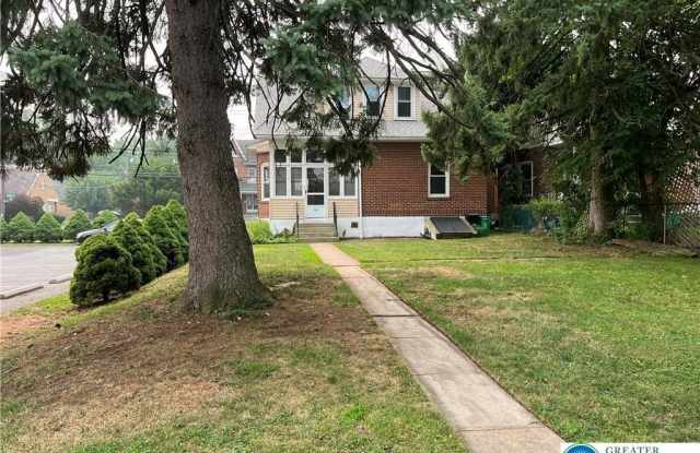543 W Emaus Avenue Gallery 2