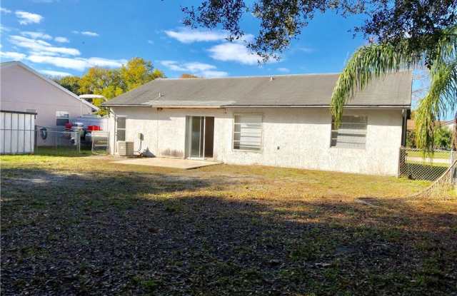 7938 ADELAIDE LOOP Gallery 3
