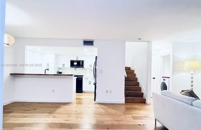 6855 SW 45th Ln photos photos