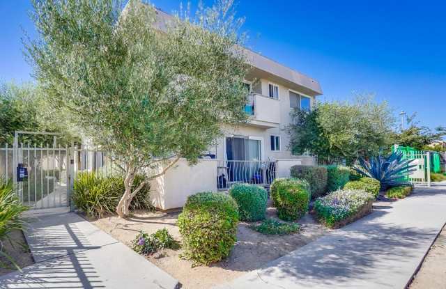 Gated, Mid‑Century Multi‑Family Property near Metro Access and Victoria Park photos photos
