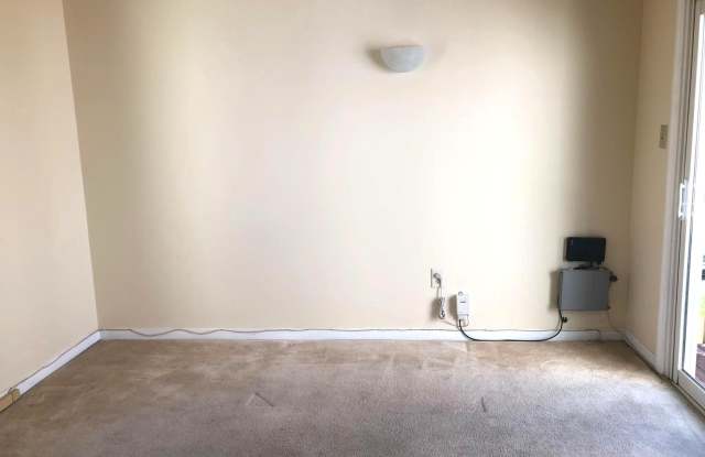 18200 WINDSOR HILL DRIVE Gallery 4