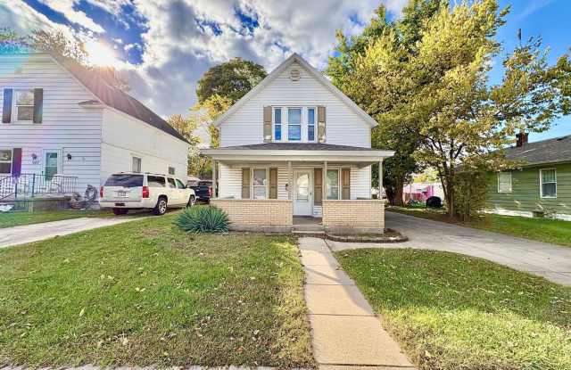 919 Logan St. photos photos