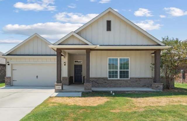 1440 Lakeview Drive photos photos
