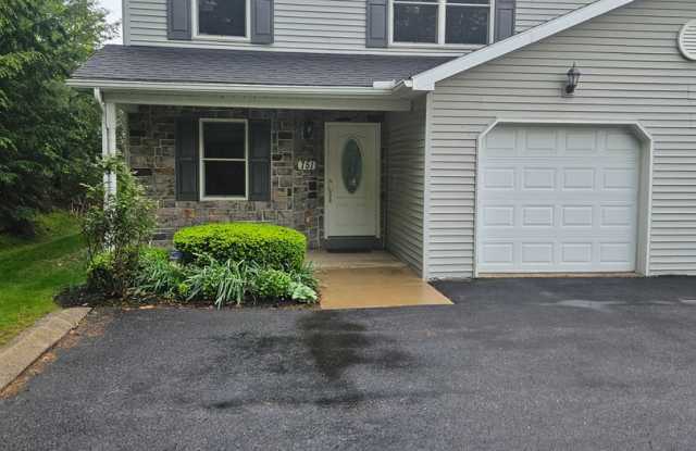751 Galen Drive - 751 Galen Drive, Park Forest Village, PA 16803