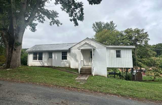 Glevar/Salem! - 619 Texas Hollow Road, Roanoke County, VA 24153