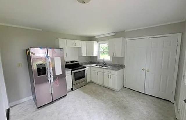 Now Available – Beautifully Remodeled 3BR Home Near Downtown Winston-Salem Gallery 4
