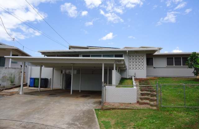 Immaculate 3 Bedroom, 1.5 Bath, 2 Car Carport Home in Momilani, Pearl City photos photos