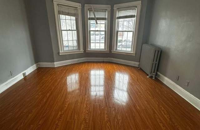 84 WEST 9TH ST photos photos