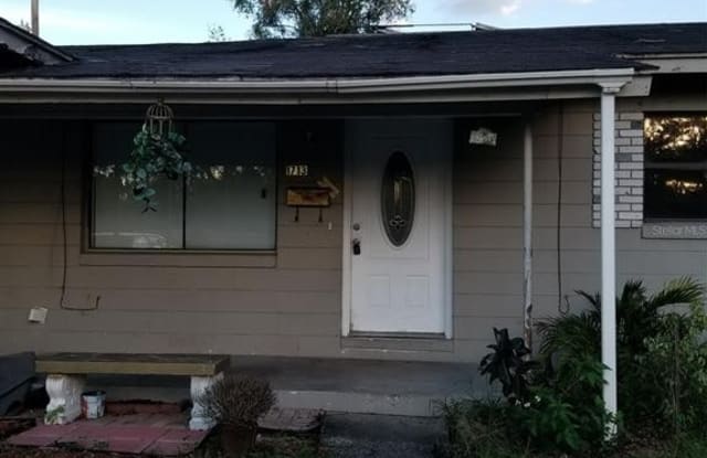 1713 LAKE LORINE DRIVE - 1713 Lake Lorine Drive, Pine Hills, FL 32808