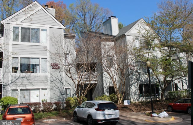 2222 HUNTERS RUN DRIVE - 2222 Hunter's Run Drive, Reston, VA 20191