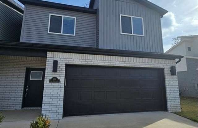 654 Sun Meadows  LOOP - 654 Sun Meadows Loop, Centerton, AR 72719