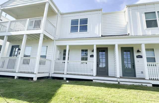 1430 East Huntsville Road - 2 photos photos