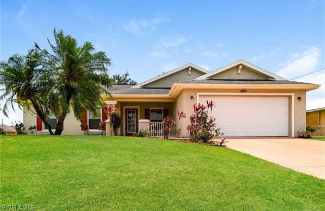 5021 Belrose Street photos photos