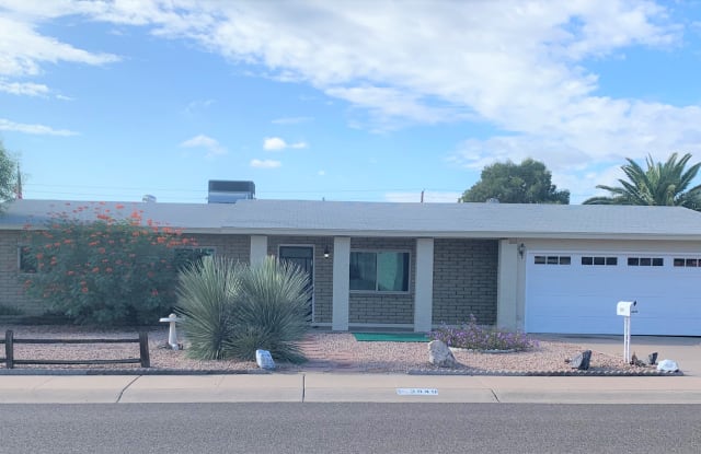 2849 E Captain Dreyfus Ave - 2849 East Captain Dreyfus Avenue, Phoenix, AZ 85032