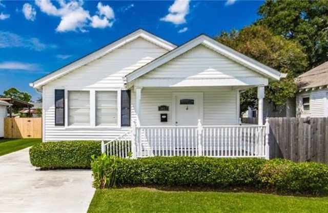 3813 CYPRESS Street - 3813 Cypress Street, Metairie, LA 70001