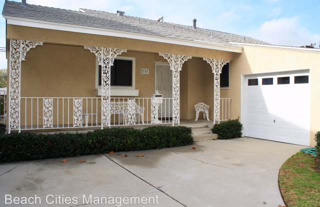 2747 Studebaker Rd Gallery 2