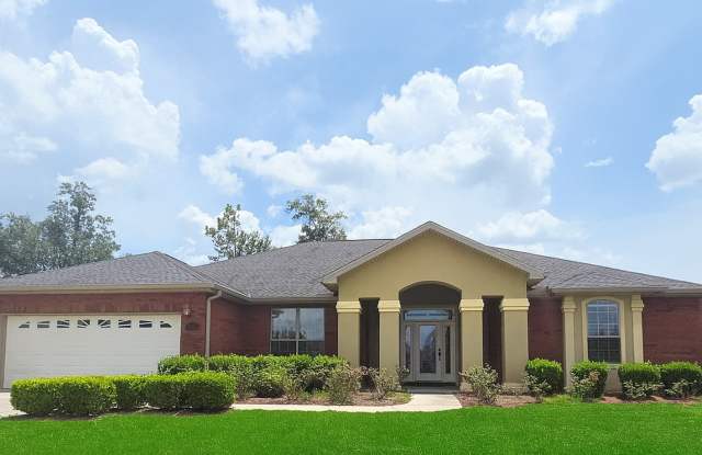 Luxurious 3Bed/3.5Ba Brick Home in an Established Neighborhood! *1/2 Off Security Deposit for Active-Duty Military!!* photos photos