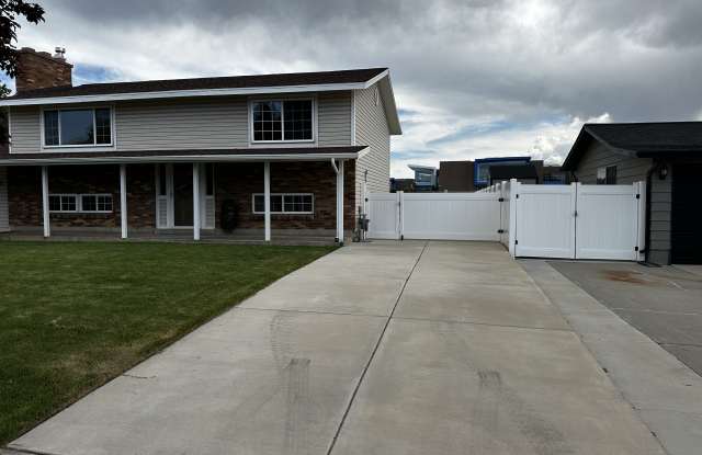 1102 East Sleepy Hollow Lane photos photos
