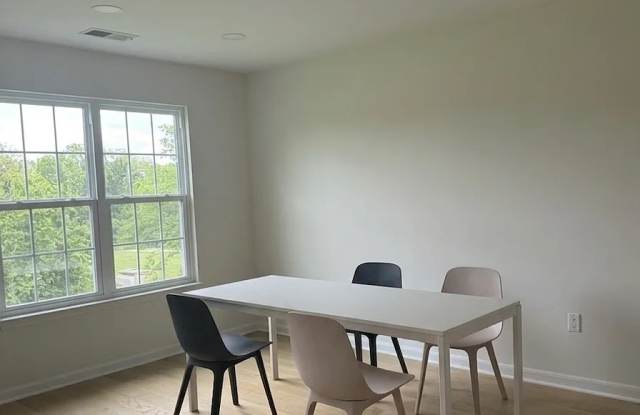 11808 Eton Manor Drive Gallery 4