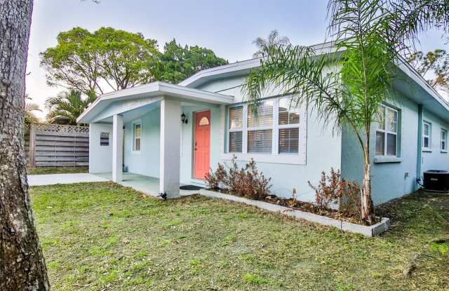 2181 HYDE PARK STREET photos photos