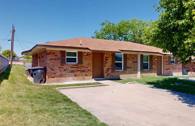 $895 + 2 WEEKS FREE RENT!!!! - 1203 Charisse Street, Killeen, TX 76543