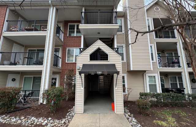 Bright And Cozy 2 Bed 2 Bath Condo In Vibrant Pointe At Park Center photos photos