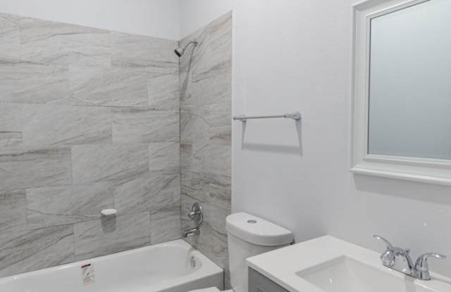 3/2 Duplex located at Polk County photos photos