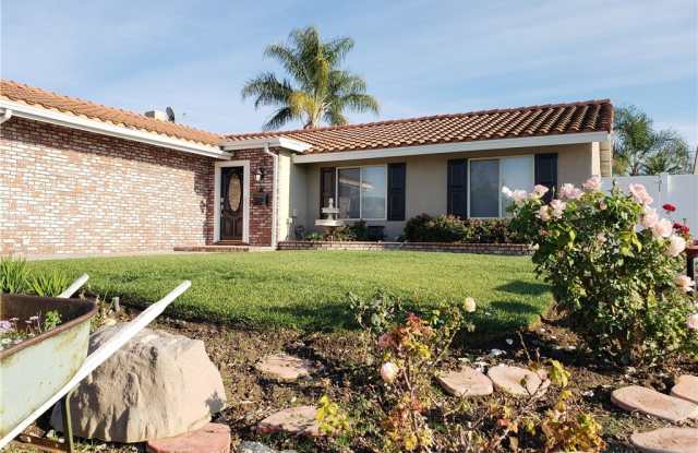 4456 Avenida De Las Flores Gallery 4