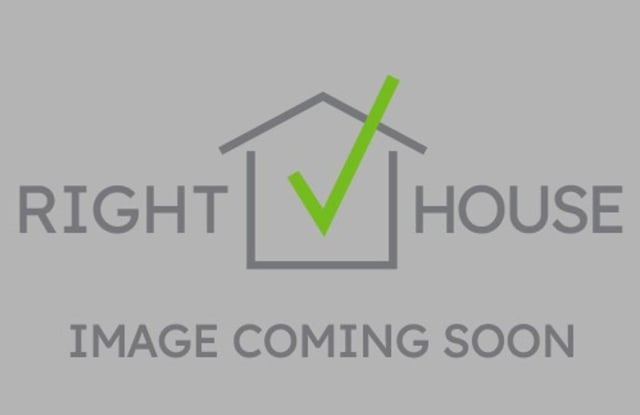 SPACIOUS 5-BEDROOM CLERMONT HOME | 2.5 BATHS | 2-CAR GARAGE | Gallery 1