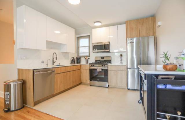1414 West 17th St. photos photos