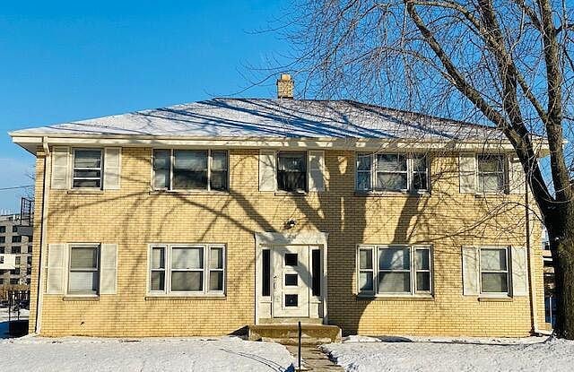 2382 S 92nd St 2 - 2382 South 92nd Street, West Allis, WI 53227