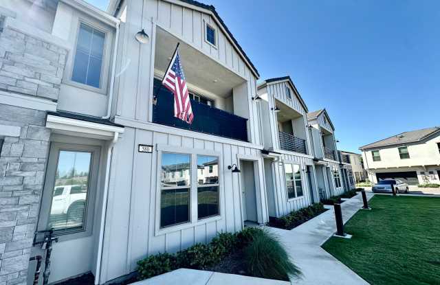Newly Built Clovis 3/2 photos photos