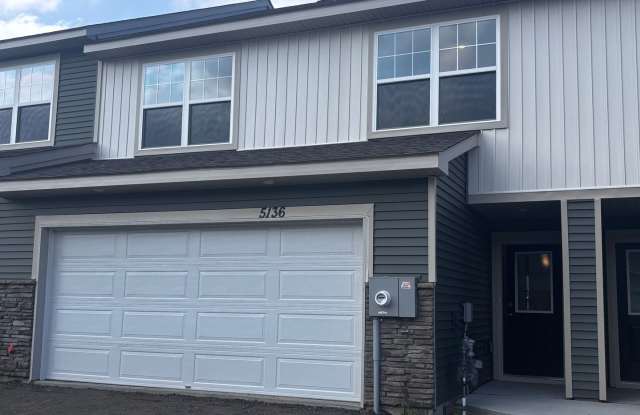 Gorgeous Brand NEW Woodbury Townhome photos photos